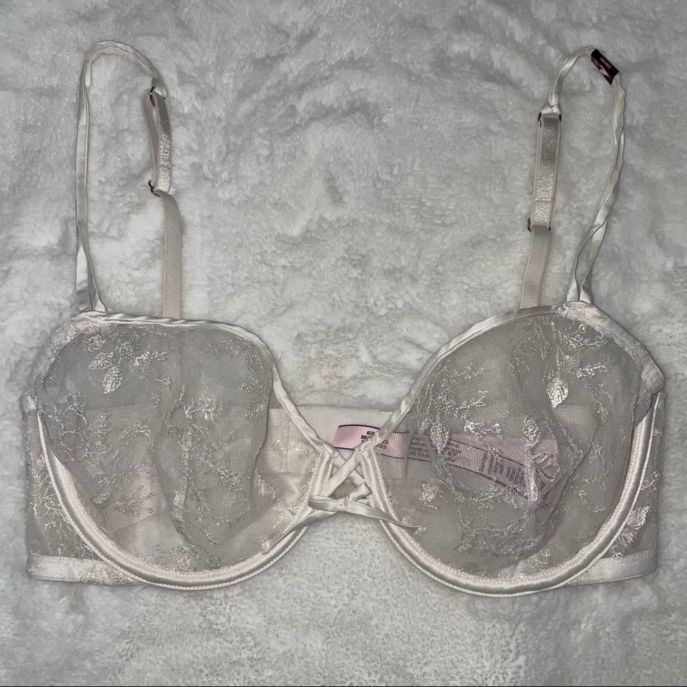 VICTORIA'S SECRET Lacey Bra